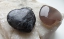 Dabiskie akmeni sirds formā  - 30mm 2gab